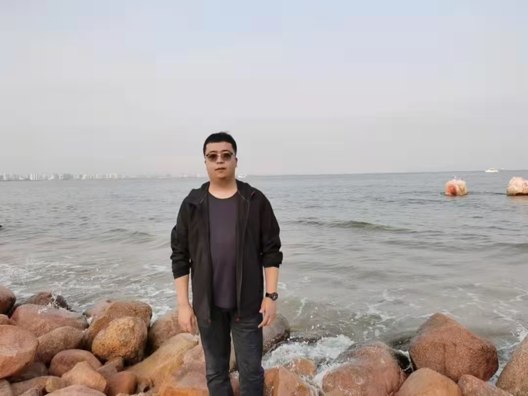 个人照片陈晨.jpg